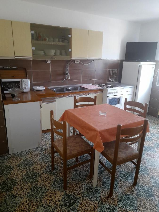 Apartments With A Parking Space Kampor, Rab - 4984 מראה חיצוני תמונה